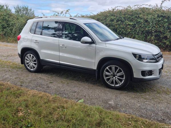 Volkswagen Tiguan SUV, Diesel, 2015, White