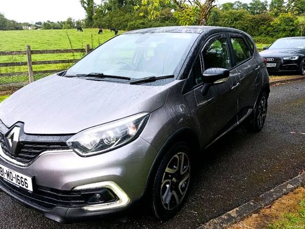 Renault Captur Hatchback, Diesel, 2018, Grey