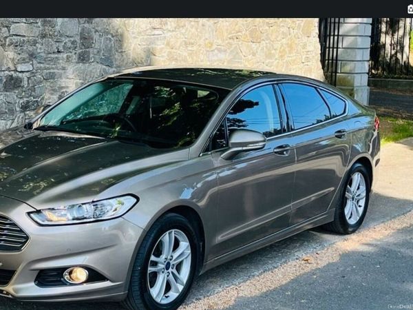 Ford Mondeo Hatchback, Diesel, 2019, Grey