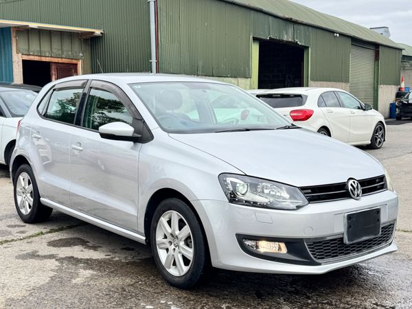 Volkswagen Polo Hatchback, Petrol, 2012, Silver