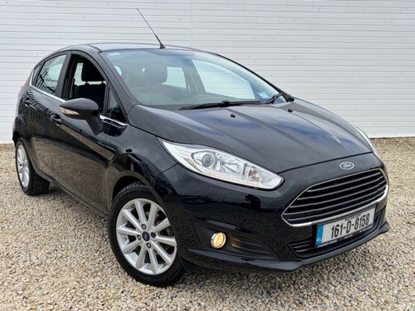 Ford Fiesta Hatchback, Petrol, 2016, Black