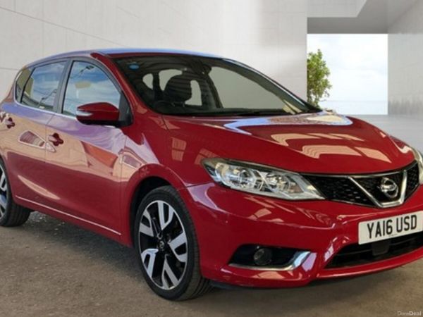 Nissan Pulsar Hatchback, Diesel, 2016, Red