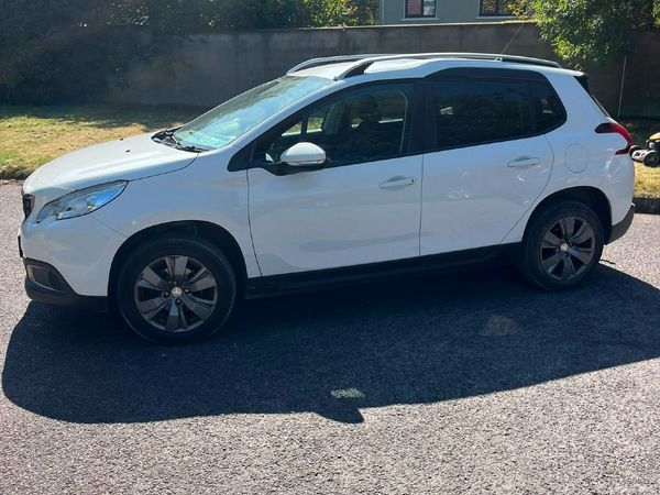 Peugeot 2008 SUV, Diesel, 2016, White
