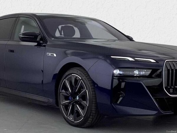 BMW i7 Saloon, Electric, 2024, Blue