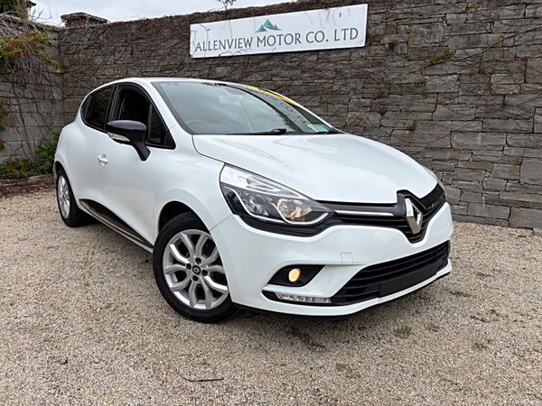 Renault Clio Hatchback, Petrol, 2018, White