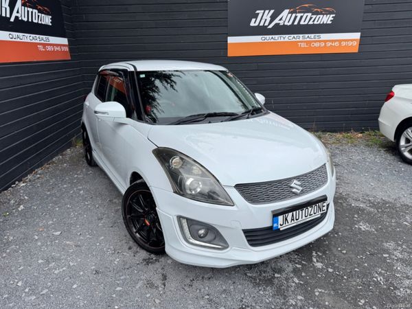 Suzuki Swift Hatchback, Petrol, 2014, White