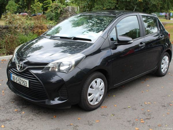 Toyota Yaris Hatchback, Petrol, 2016, Black