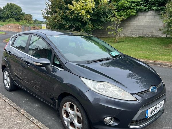 Ford Fiesta Hatchback, Petrol, 2010, Grey