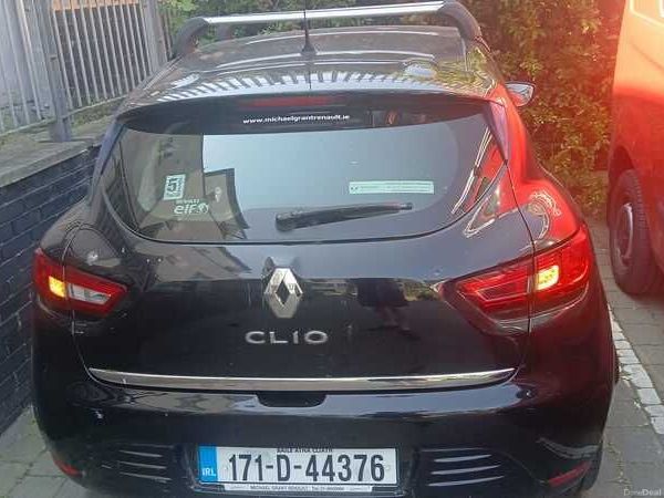 Renault Clio Hatchback, Petrol, 2017, Black