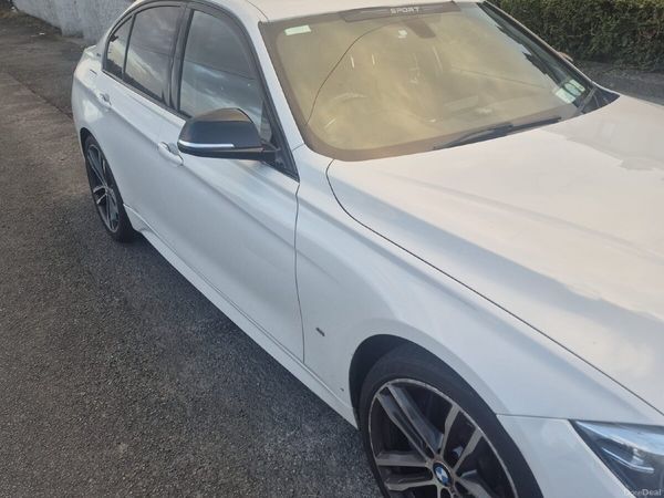 BMW 3-Series Saloon, Petrol Plug-in Hybrid, 2017, White