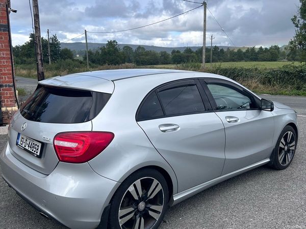 Mercedes-Benz A-Class Hatchback, Diesel, 2015, Silver