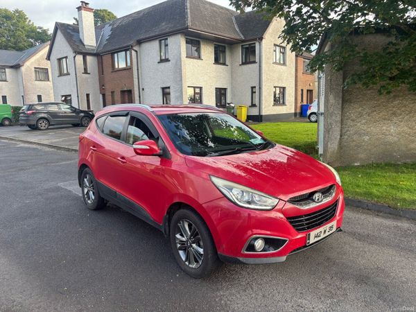 Hyundai ix35 SUV, Diesel, 2014, Red