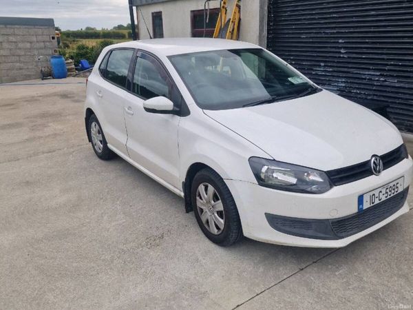 Volkswagen Polo Hatchback, Diesel, 2010, White