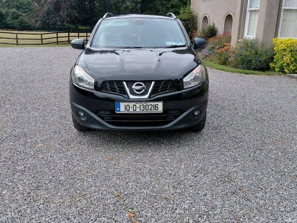 Nissan Qashqai Hatchback, Diesel, 2010, Black