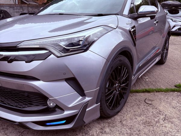 Toyota C-HR SUV, Petrol Hybrid, 2017, Silver