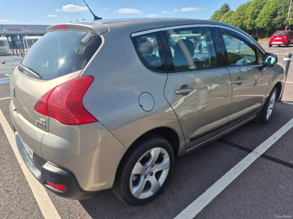 Peugeot 3008 MPV, Diesel, 2013, Grey