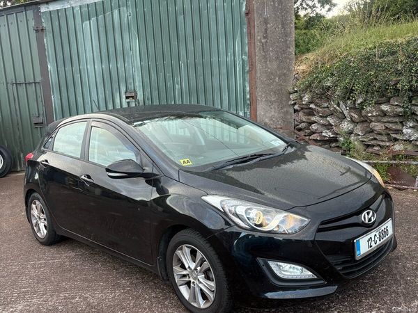 Hyundai i30 Hatchback, Diesel, 2012, Black