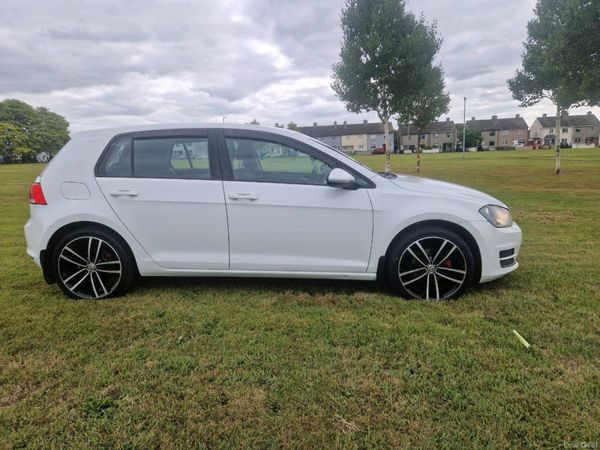 Volkswagen Golf Hatchback, Diesel, 2014, White