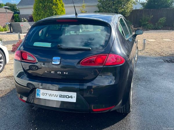 SEAT Leon Hatchback, Petrol, 2007, Black