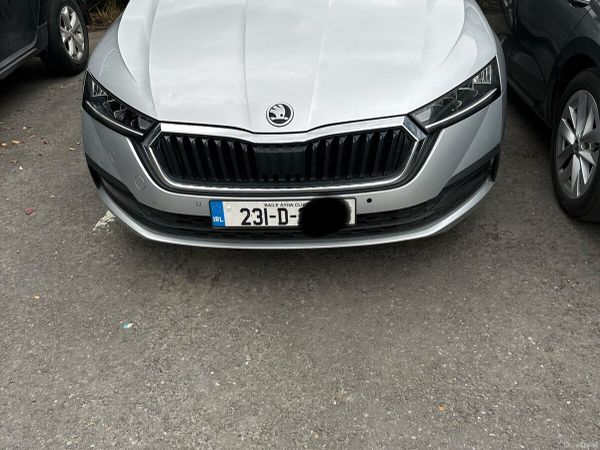 Skoda Octavia Estate, Diesel, 2023, Grey