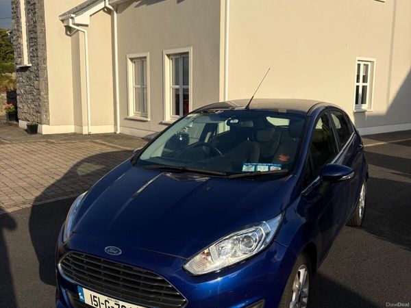 Ford Fiesta Hatchback, Petrol, 2015, Blue