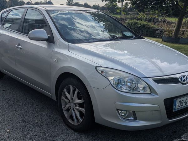 Hyundai i30 Hatchback, Petrol, 2009, Silver