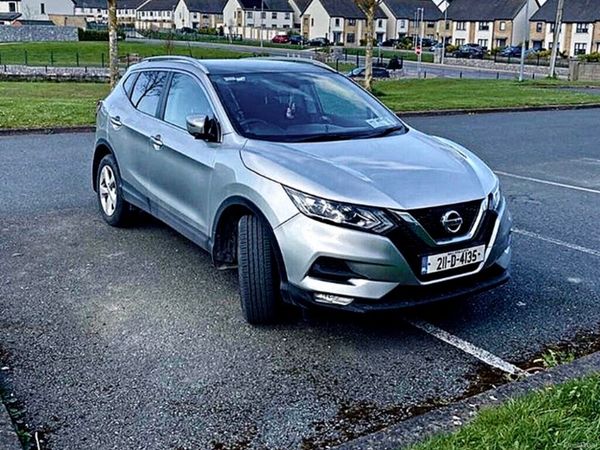 Nissan Qashqai MPV, Diesel, 2021, Grey