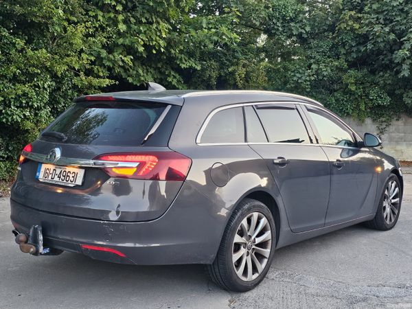 Vauxhall Insignia Estate, Diesel, 2016, Grey
