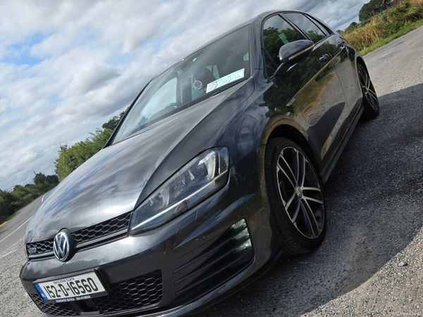 Volkswagen Golf Estate, Diesel, 2015, Grey