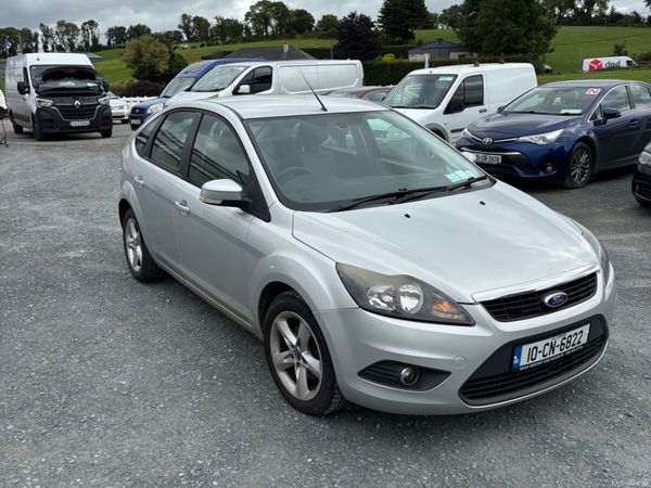 Ford Focus Hatchback, Diesel, 2010, Silver