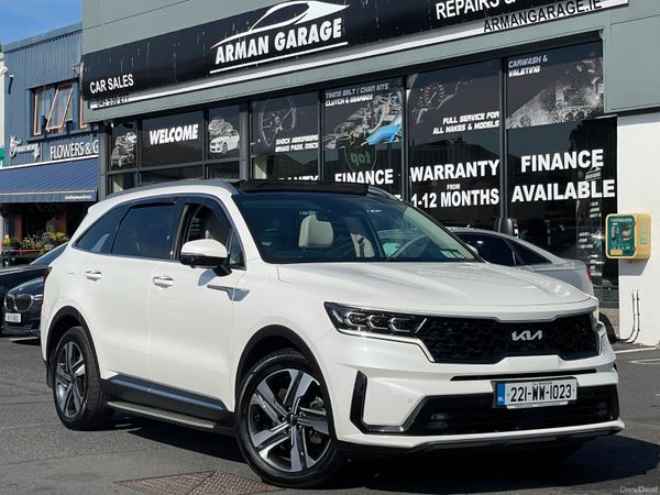 Kia Sorento SUV, Petrol Plug-in Hybrid, 2022, White