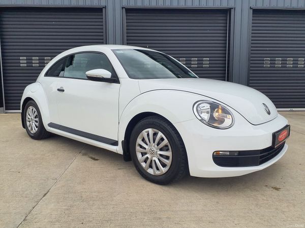 Volkswagen Beetle Hatchback, Diesel, 2014, White