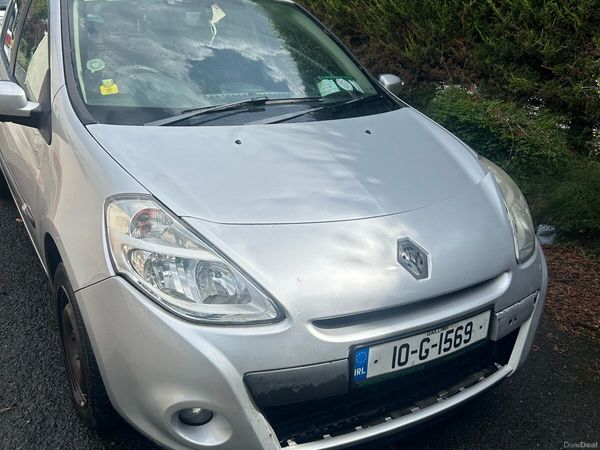 Renault Clio Hatchback, Ethanol Petrol, 2010, Silver