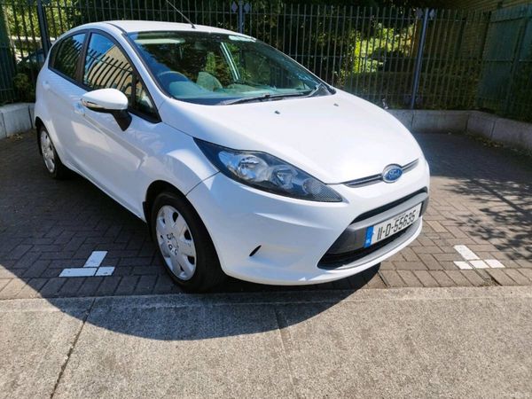Ford Fiesta Hatchback, Petrol, 2011, White
