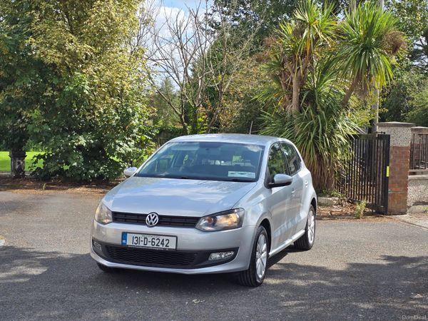 Volkswagen Polo Hatchback, Petrol, 2013, Silver