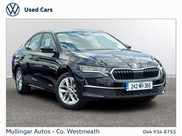Skoda Octavia Saloon, Diesel, 2024, Black
