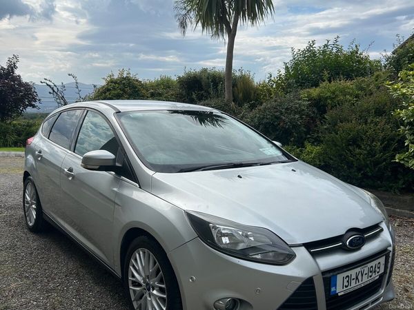 Ford Focus Hatchback, Petrol, 2013, Silver