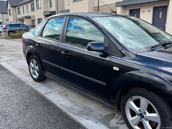 Ford Focus Saloon, Petrol, 2007, Black
