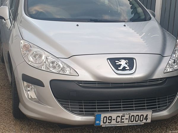 Peugeot 308 Hatchback, Diesel, 2009, Silver