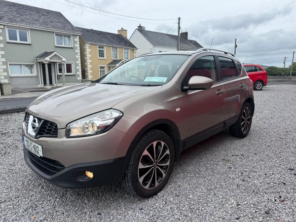 Nissan Qashqai MPV, Diesel, 2013, Brown