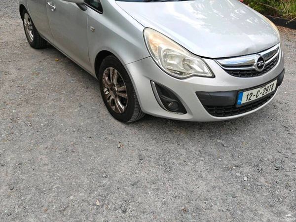 Opel Corsa Hatchback, Petrol, 2012, Silver