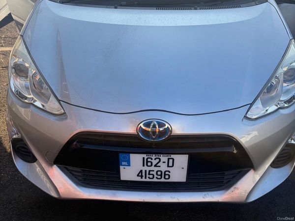 Toyota Aqua Hatchback, Petrol Hybrid, 2016, Silver
