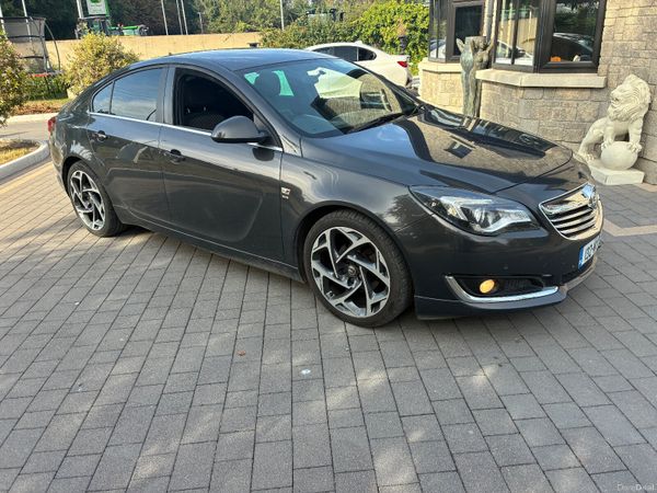 Vauxhall Insignia Hatchback, Diesel, 2013, Grey