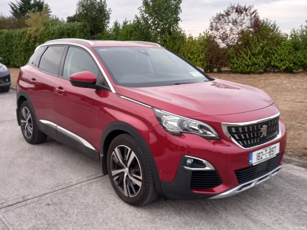 Peugeot 3008 MPV, Diesel, 2018, Red