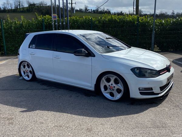 Volkswagen Golf Hatchback, Diesel, 2015, White