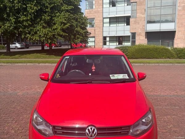Volkswagen Polo Hatchback, Diesel, 2010, Red