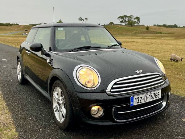 Mini Cooper Hatchback, Diesel, 2013, Black