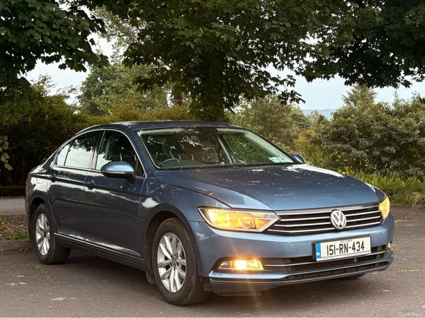 Volkswagen Passat Saloon, Diesel, 2015, Blue