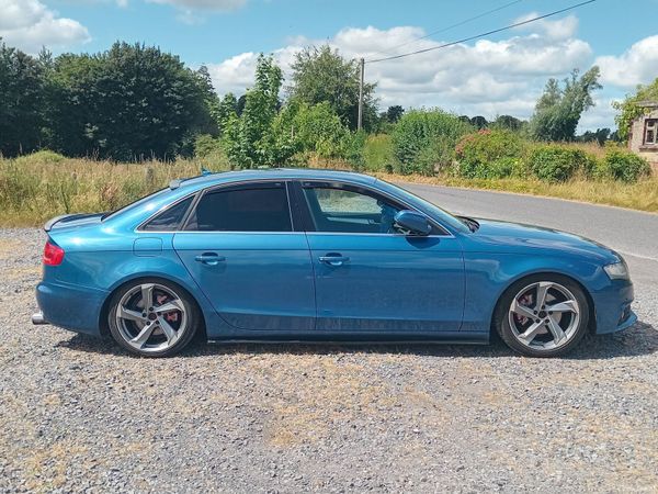 Audi A4 Saloon, Diesel, 2011, Blue