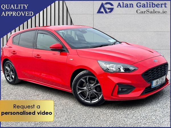 Ford Focus Hatchback, Diesel, 2019, Red